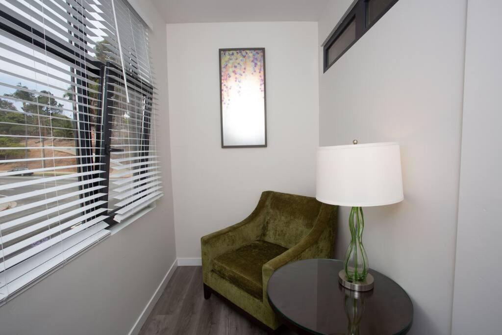 Comfy Studio With Cali King Size Mattress San Diego Exterior foto